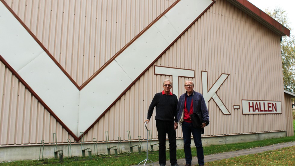 Bengt Westrin (till vänster) har varit engagerad i VTK ända sedan hallen byggdes för 30 år sedan. Det var också genom Bengt som Ulf Berg (till höger), vice ordförande, kom med i föreningen. 