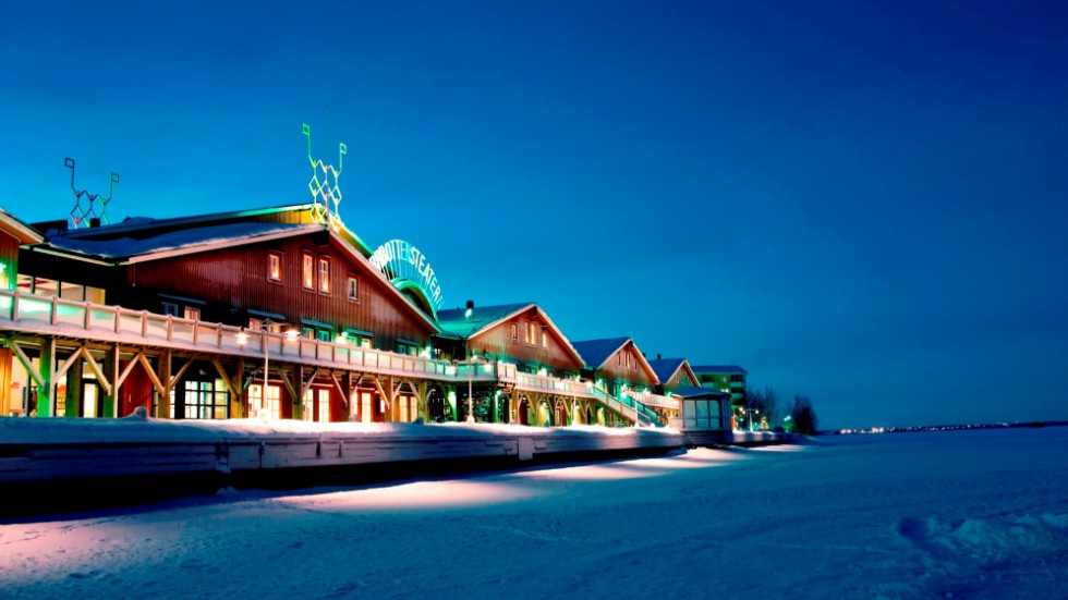 Norrbottensteatern, Luleås vackra teater vid Norra hamn, invigdes den 16 oktober 1986.