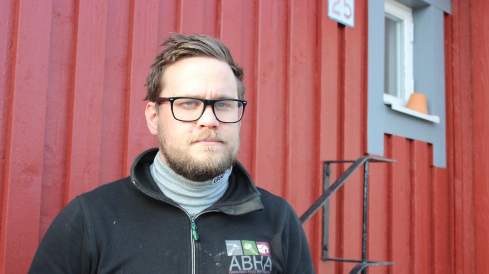 Alexander Andersson driver Abha AB och gjorde själv upptäckten att verktyg och byggställningar frösvunnit.