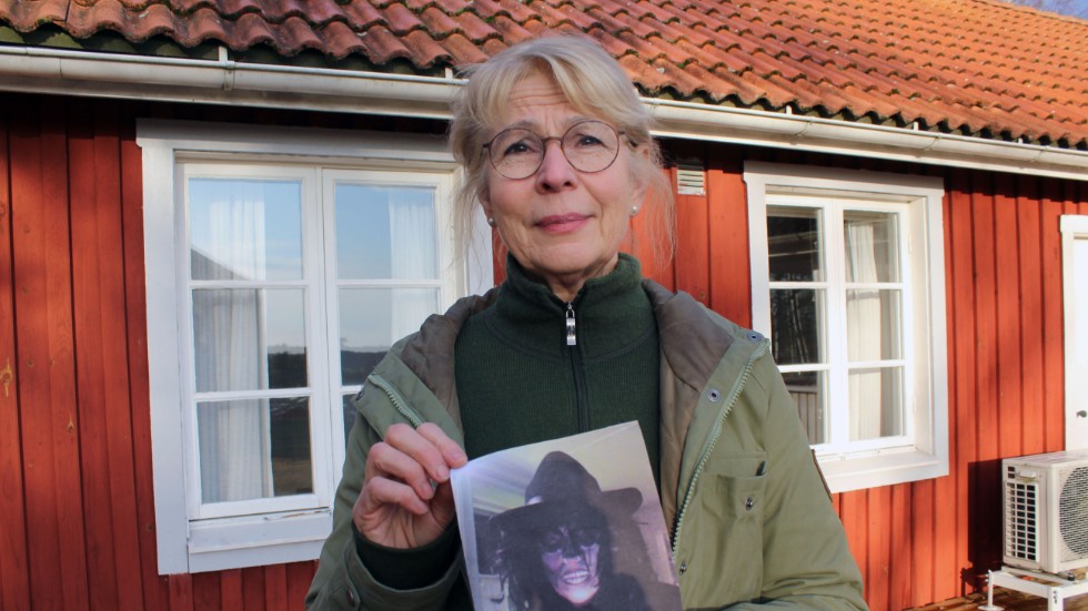 Marie Pettersson, som hon ser ut till vardags, med bilden av sitt mer spöklika jag.