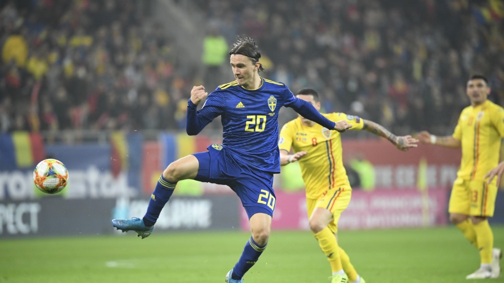 Sverige tog en säker 2-0-seger mot Rumänien. 