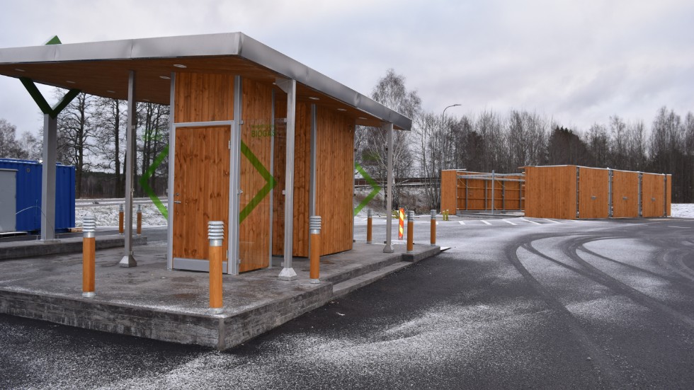 I februari öppnade biogasmacken i Vimmerby. I veckan inleds byggandet av macken i Hultsfred.