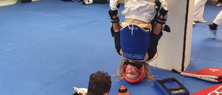 En kick för barn, ungdomar och taekwondon
