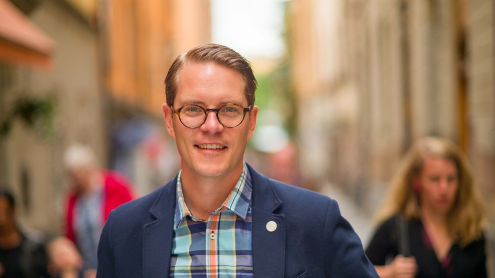 Lars Hjälmered är näringspolitisk talesperson för Moderaternas riksdagsgrupp. 