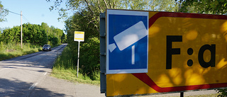 Falska skyltar varnar för fartkameror på Norrlandsvägen