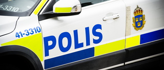Färdades i stulen bil - stoppades av polis