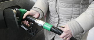 Skatten nästan hela bensinpriset nu