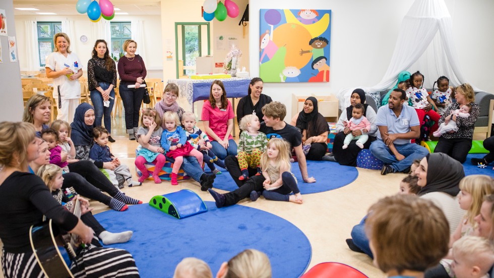 Centerpartiet tycker att Västra skolan kan få ge plats åt en familjecentral, likt den i Nävertorp.