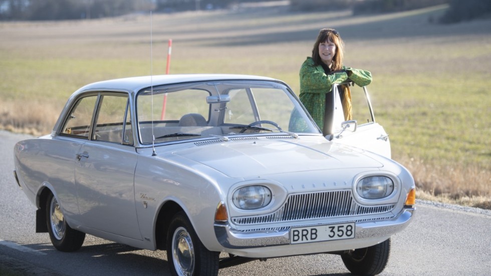 "Jag är fjärde ägaren och jag har inga planer på att sälja", säger Anne-Li Leifsdotter som har haft sin Ford Taunus sedan 2006.