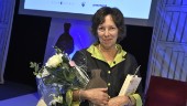 Hyllade författaren får ta emot sitt pris på kulturdagen – två år efter utmärkelsen