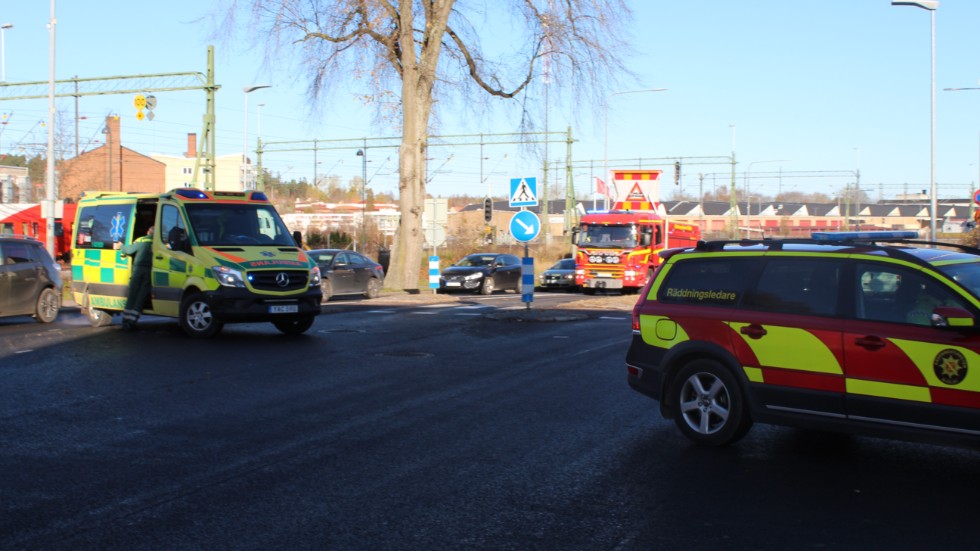 En cyklist har blivit påkörd vid Järnvägsgatan/Bokarpsvägen.