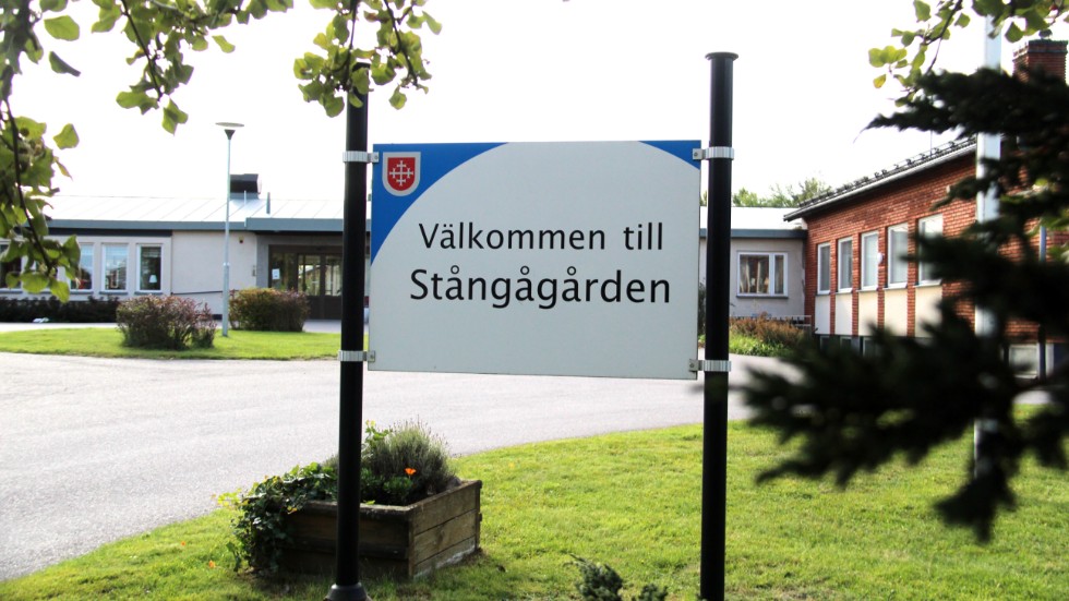 "Ett långsiktigt beslut som plötsligt revs upp utan dialog med brukare och medborgare", beskriver debattörerna situationen med tillagningsköket på Stångågården, Horn.