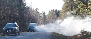 Bil brann i Lappbäcken – privatpersoner ingrep
