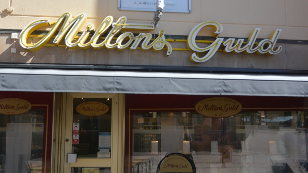 På Miltons guld ser allt som vanligt ut. Men ägaren Clara Johansson säger att man märkt av en minskad försäljning.