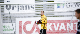 Målvakt provtränar med IFK Luleå