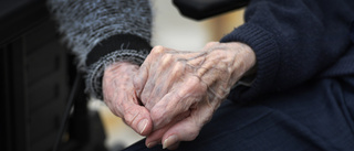 Socialstyrelsen: Äldreboenden får inte begränsa besök
