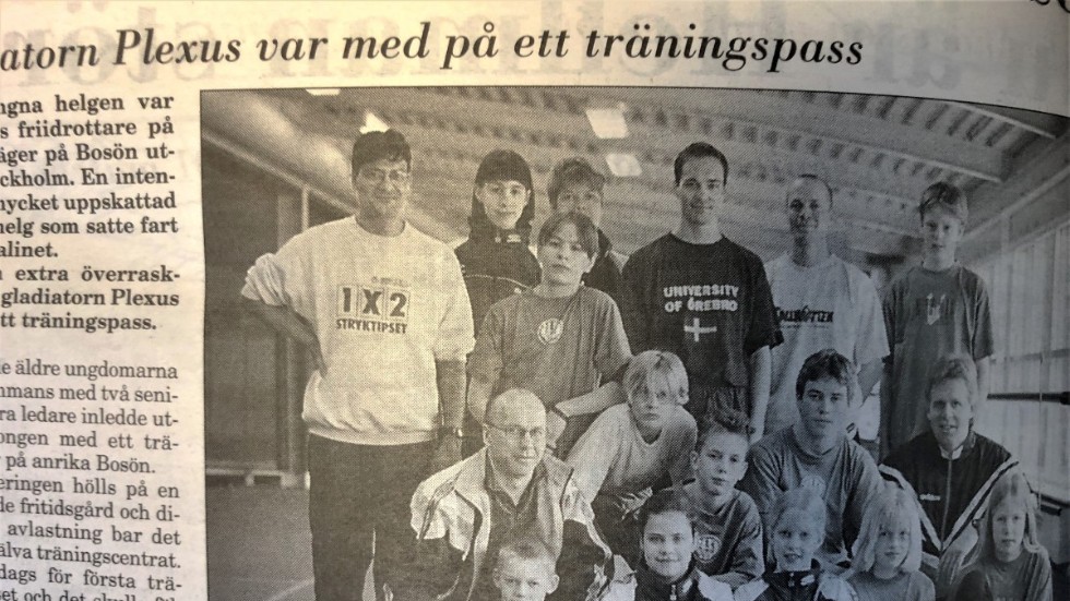 År 2000. Friidrottsgänget från Södra Vi IF, som var på träningsläger på Bosön. 