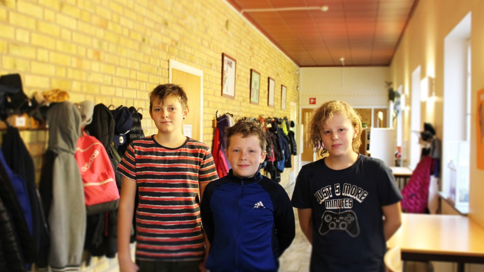Tre av fyra tävlande från Djursdala skola. Från vänster: Elias Gunnarsson, Edwin Djurstedt och Alfons Junhammar. 