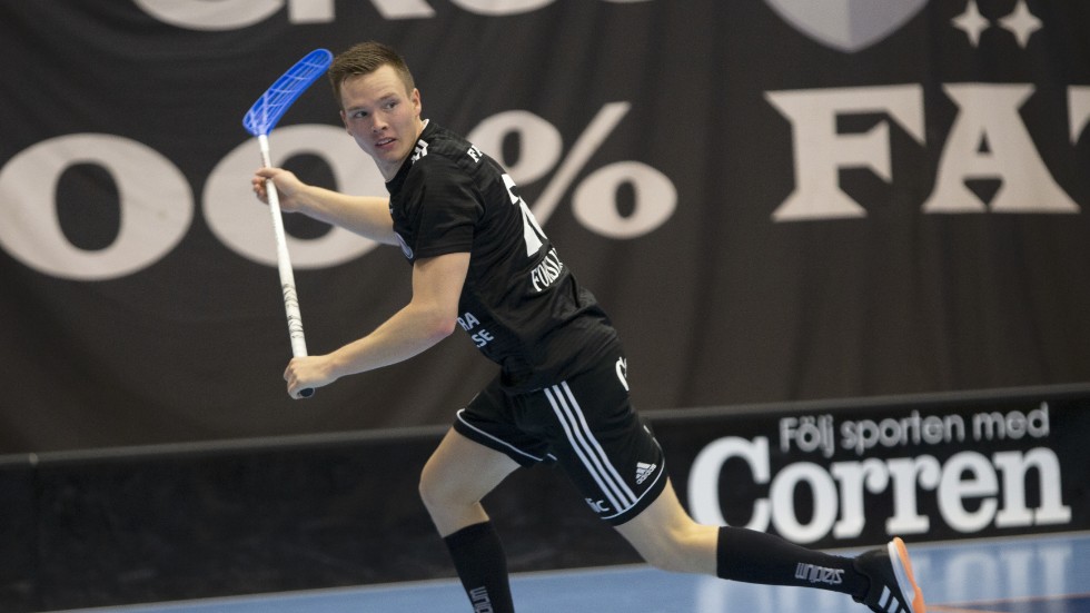Felix Forslund svarade för två målpass när Linköpings FBC vann med 5-3 mot Jönköping.