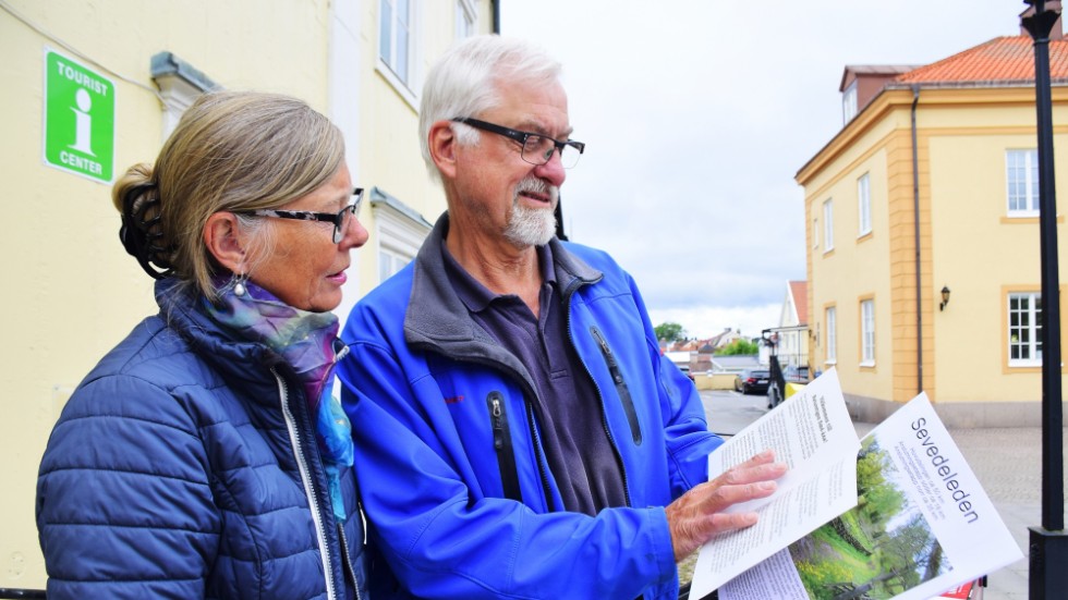 Margareta och Rolf Lerneteg från Sollentuna är nyfikna på att vandra i Vimmerbys naturområden. "Med husbilen har vi på sätt och vis vår egna karantän samtidigt som vi kan resa runt och upptäcka"