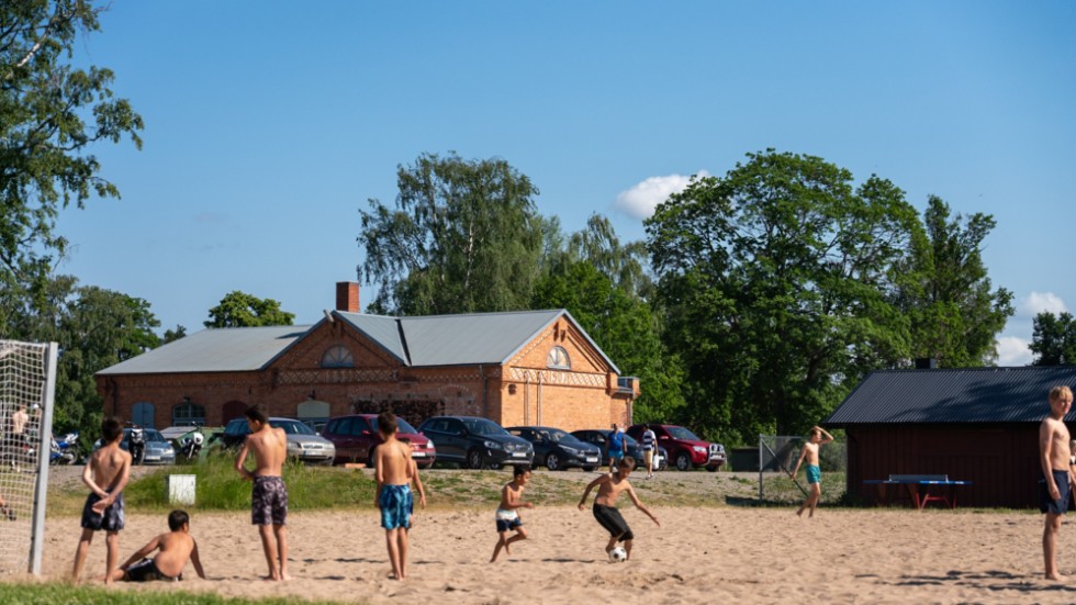 Låt Visholmen förbli ett rekreationsområde som passar Strängnäs historiska karaktär, skriver Veine Vedin.