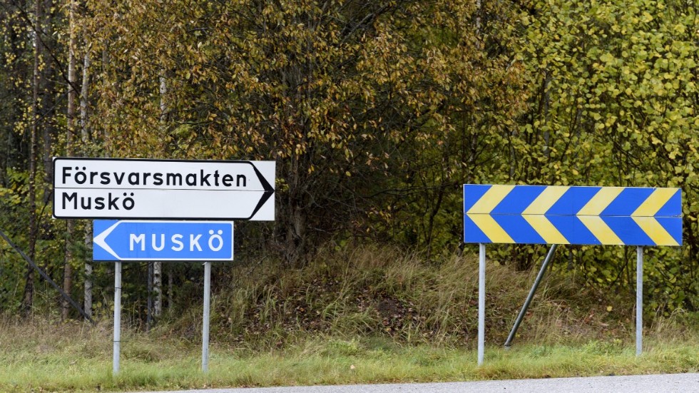 Musköbasen ligger söder om Stockholm, på ön Muskö. Även om Försvarsmaktens marinbas koncentrerades till Karlskrona efter 2005 så hade försvaret kvar verksamhet på Muskö när männen tog sig in på basen. Arkivbild.