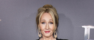 Rowling donerar miljoner till coronautsatta