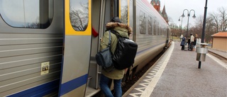 Pendlare: "Varför ersätta tåg som faktiskt har passagerare?"