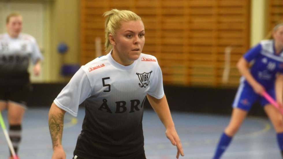 Greta Koponen hade bara tolv matcher i division ett med moderklubben Vimmerby IBK som främsta innebandymerit innan hon gjorde debut i SSL.
