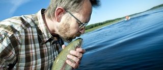 Fiskepremiär i Hertsöträsk – men ingen fisketävling