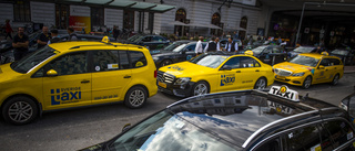 Taxiförare utbildas och hoppas på semestrande