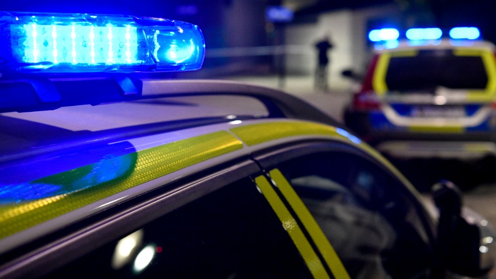 Natten till lördag blev våldsam. Tre gripna misstänkta förr mord i Stockholm, och i Malmö greps en misstänkt våldtäktsman. 
