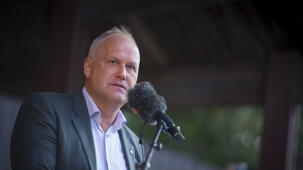 Jonas Sjöstedt (V) meddelade under onsdagen att han tänker avgå som partiledare på kongressen i maj 2020.