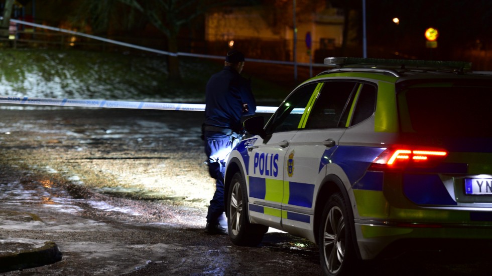 Polisen fick samtal om smällar i Katrineholm under onsdagskvällen.