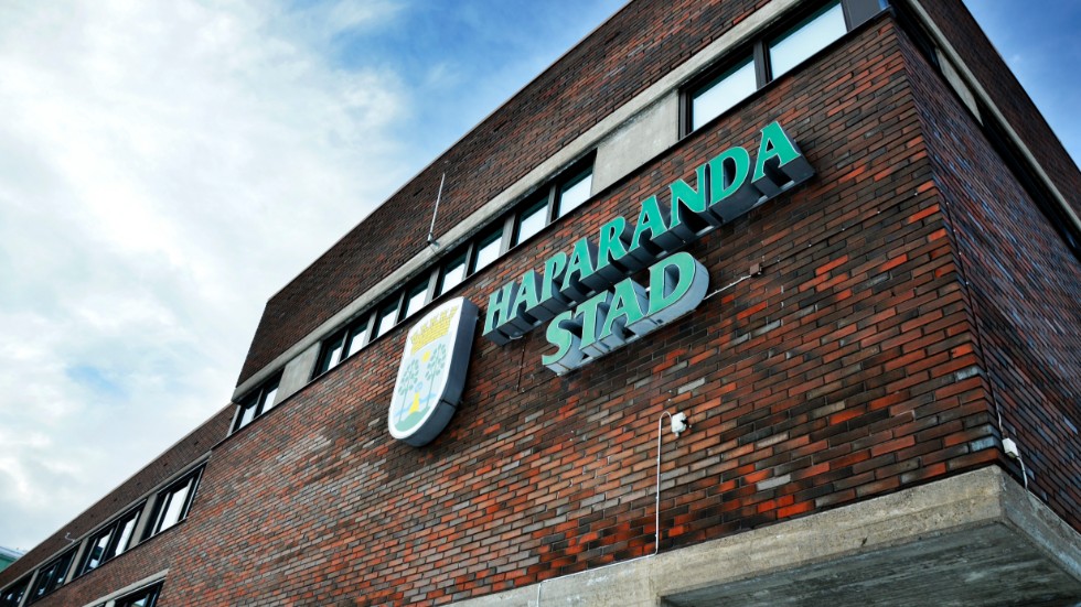 Haparanda stad startar ett samarbete med Övertorneå för en gemensam löneadministration.