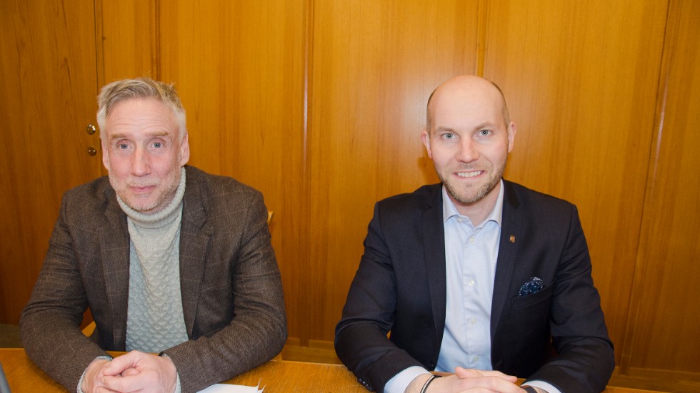 Eniga i att det är rätta tiden för en förändring är kommunchefen Mats Berg och kommunalrådet Claes Nordmark. "