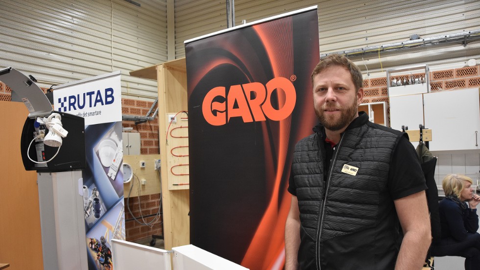 Jörgen Wincent är säljare på Garo. Han utgår från Umeå, men företaget är från Gnosjö. "Jag blev inbjuden och tackade ja för att skolungdomarna ska se vårt material som framtida elektriker i bodenregionen. Det har varit bra med snurr på folk här."