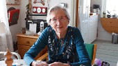 Bedragaren ringde Dagmar, 91, två gånger