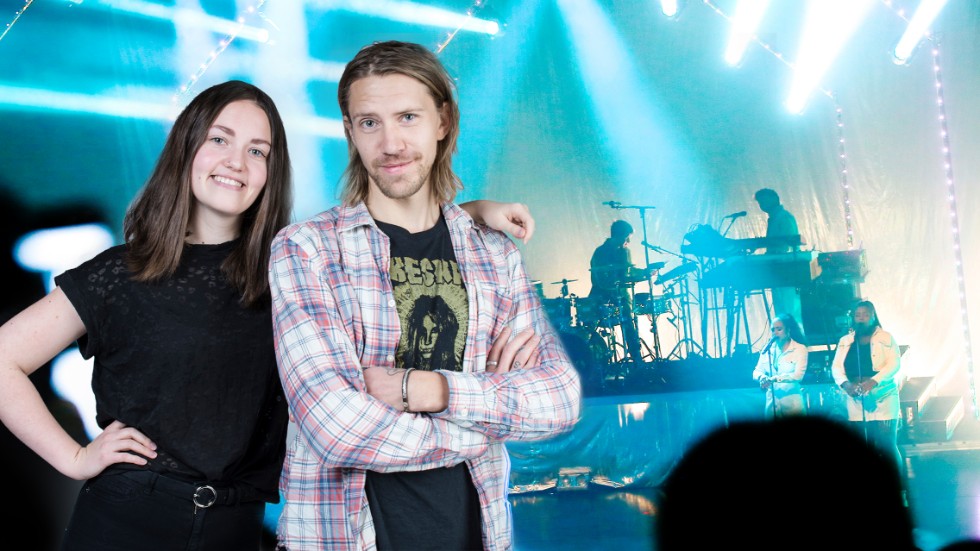 Emma Isberg och Magnus Tosser programleder "Norrpodden". 