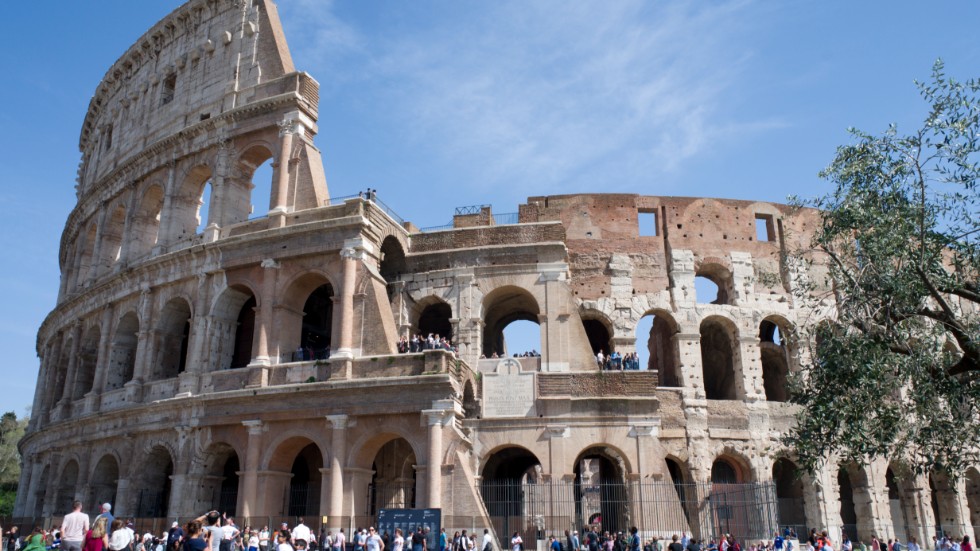 Colosseum i Rom, ett av antikens många fantastiska byggnadsverk, hotade Skolverket att göra till okänd materia för svenska elever. 