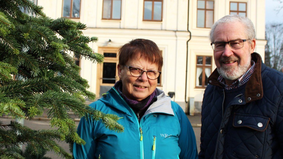 Margareta Svenson och Hans-Gunnar Karmstig, från Ankarsrums orienteringsklubb, ser fram emot den 40:e upplagan av Ankarsrums julmarknad.
