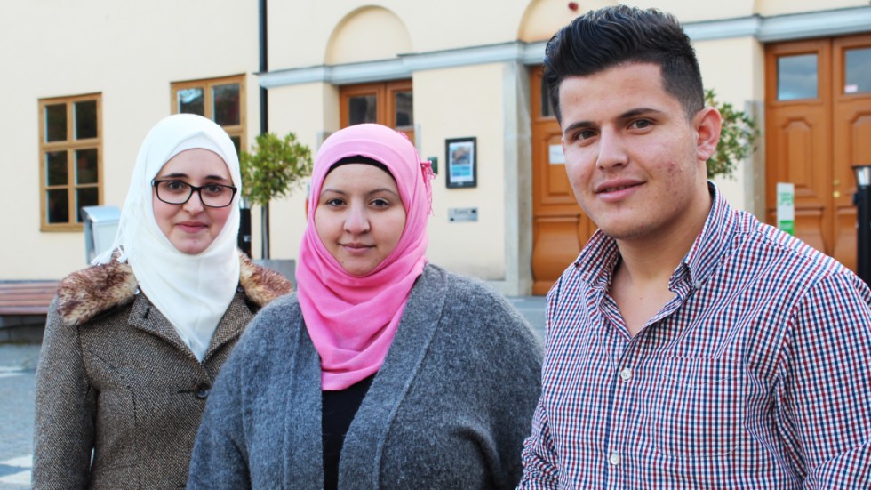 Under hösten kommer Fatima Al-nabhan (t.v), Hiba Bader och Mohamad Albalkhi att arrangera den första Junis-aktiviteten i Västervik.