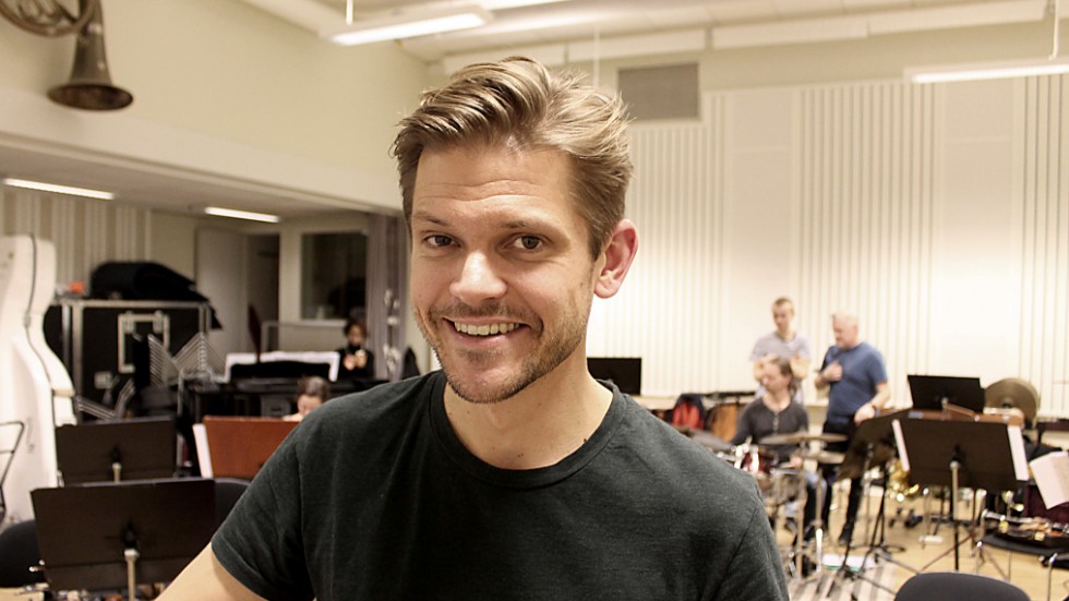 Johan Siberg var kapellmästare vid Östgötateatern mellan 2010 och 2015. Nu är han på tillfälligt besök i Linköping.