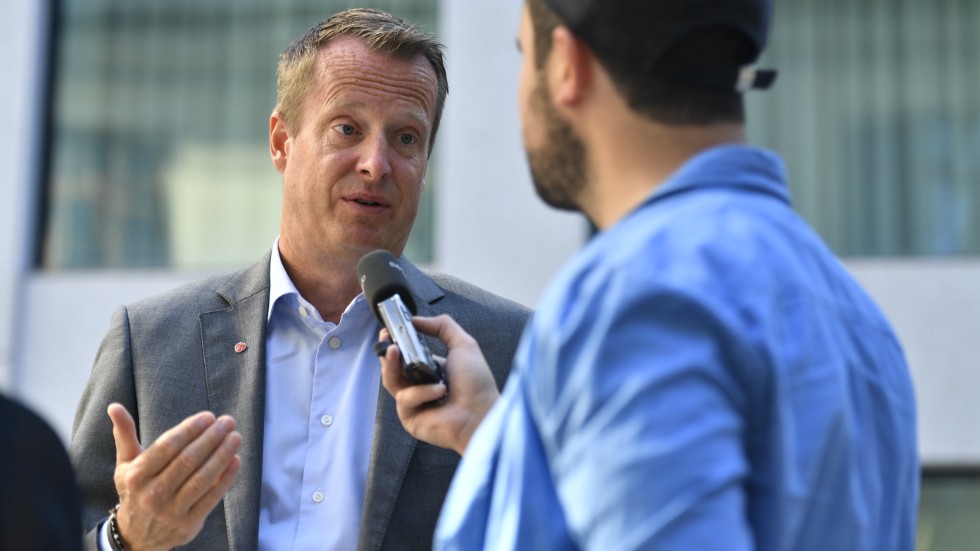 Riksdagens sparkade under förra mandatperioden Anders Ygeman som inrikesminister, men nu återanvänds han tyvärr som energi- och digitaliseringsminister.