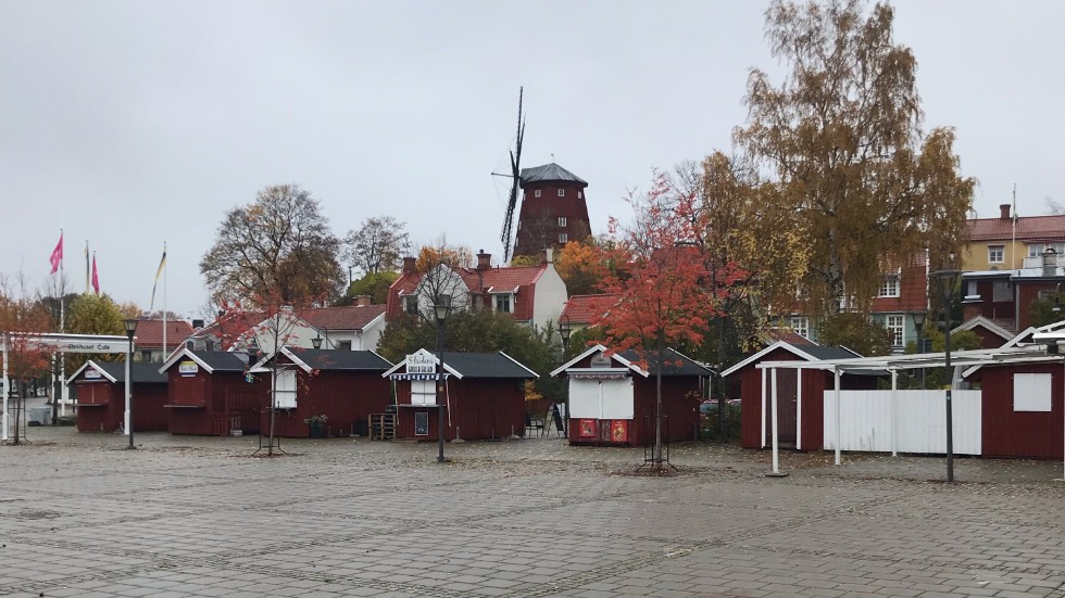 Väderkvarnen förses med armaturer som kommer att lysa upp centrala Strängnäs från och med början av november.