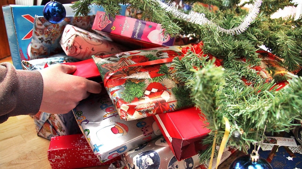 Att alla ska få ett paket i jul är Familjehjälpens målsättning med sin Facebookefterlysning.