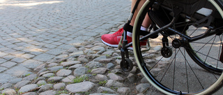 Skadades illa – samma rullstol användes igen