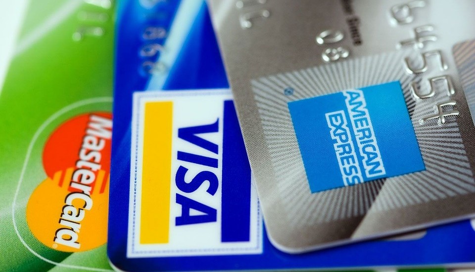 "Om korten blir det enda betalningsalternativet så hamnar vanliga konsumenter i kläm", anser Björn Eriksson, talesperson för Kontantupproret.