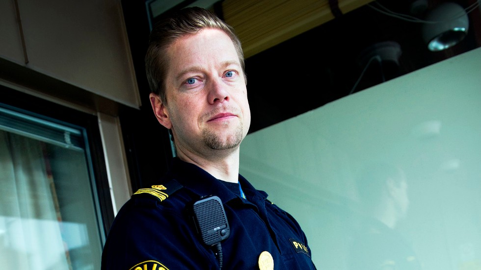 Magnus Modig säger att polisen inte kan eller ska konkurrera lönemässigt med andra yrkesgrupper men att det finns andra saker som polisen kan erbjuda. 