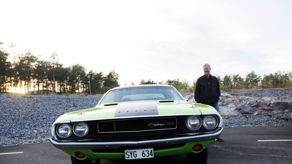 Christer Molin gillar 1970 års modell av Dodge challenger bäst.